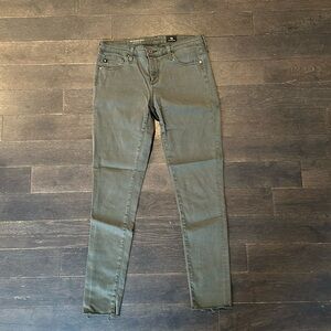 AG Jeans The Legging Ankle in Size 28